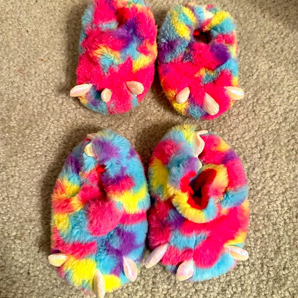 Toddler dinosaur slippers 2 pairs